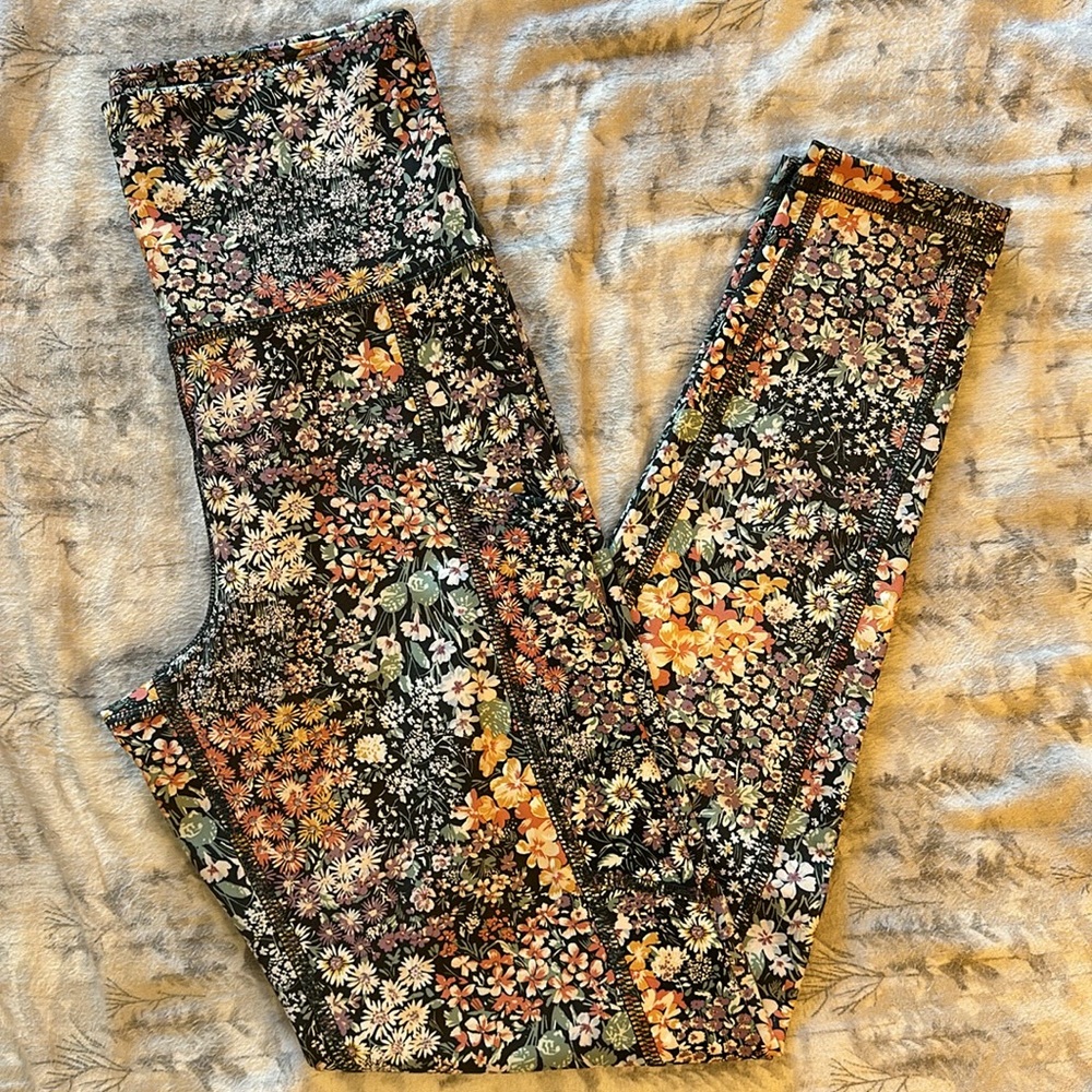 Floral AE The Everything Pocket Leggings